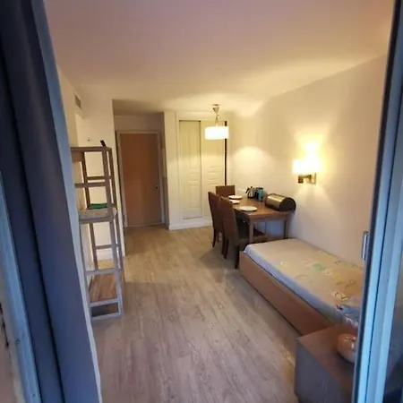 Riviera - Balcony - 2min To - Ac - Wifi - Pool