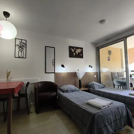 Riviera - Balcony - 2min To - Ac - Wifi - Pool *