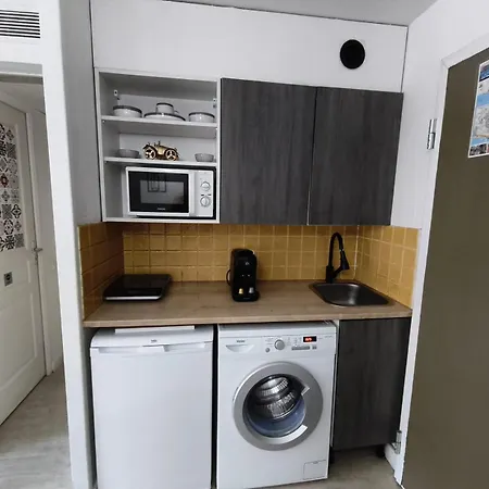 Riviera - Balcony - 2min To - Ac - Wifi - Pool Apartamento *