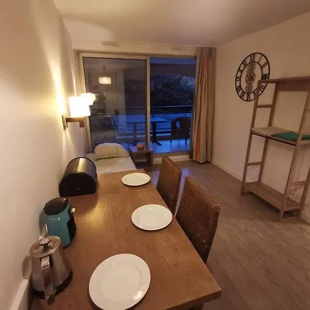 A&h Homes - - Near Train Station شقة كان