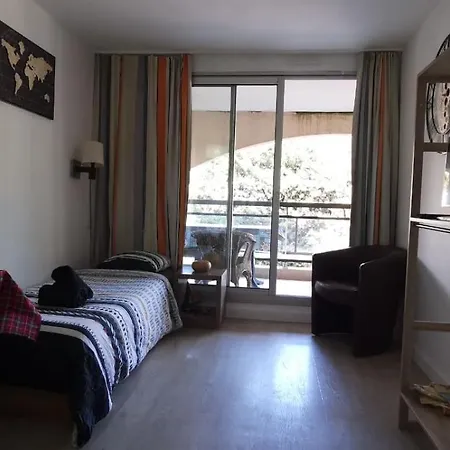 A&h Homes - - Near Train Station كان